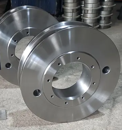 42CrMo custom forged wheel for mining dump truck 1600mm diameter