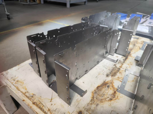 Custom stainless sheet metal laser cutting factory floor in China